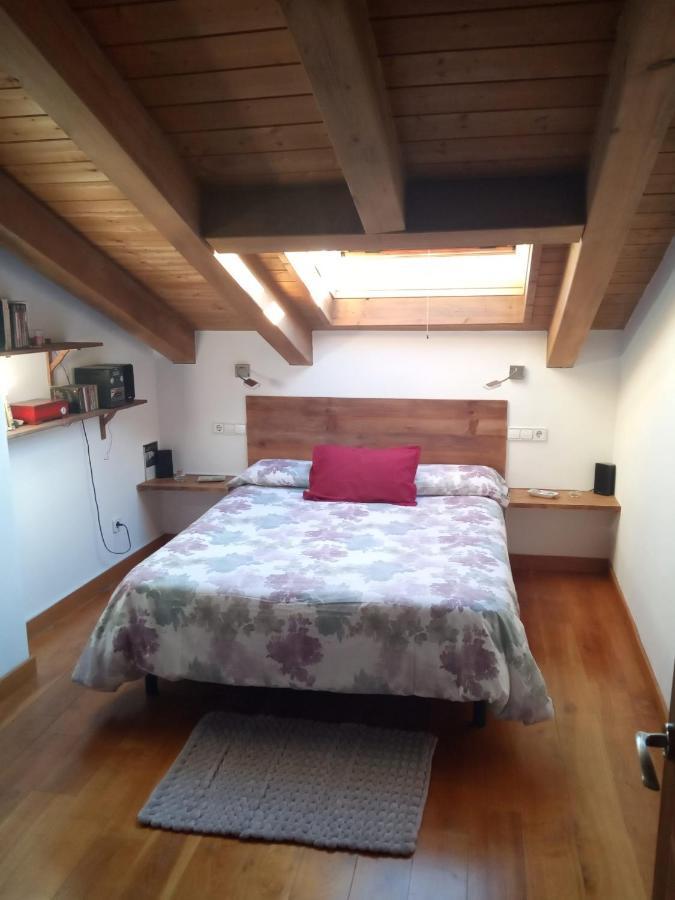 Apartamento Exclusivo En El Pueblo Mas Bonito Duplex Apartment Roda de Isabena Bagian luar foto